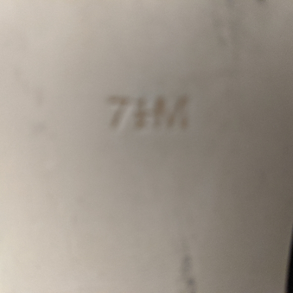 Guess Black Suede Heels, size 7.5 - Picture 3 of 3